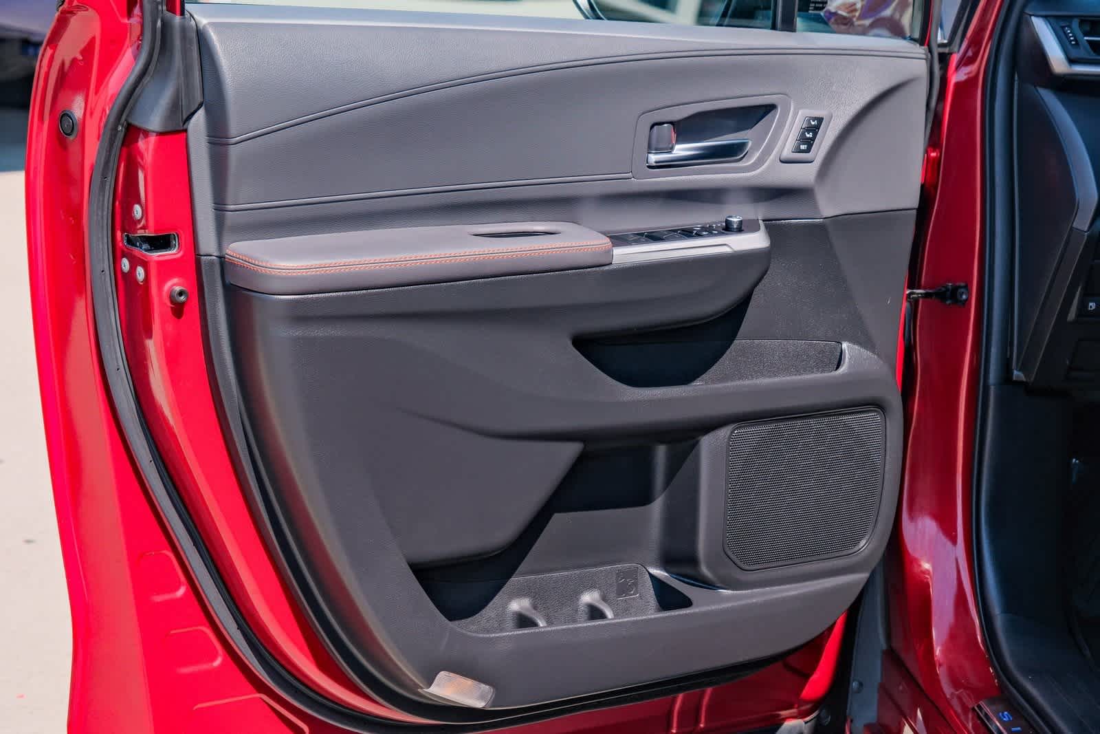 Thumbnail: 2024 Toyota Sienna - 20