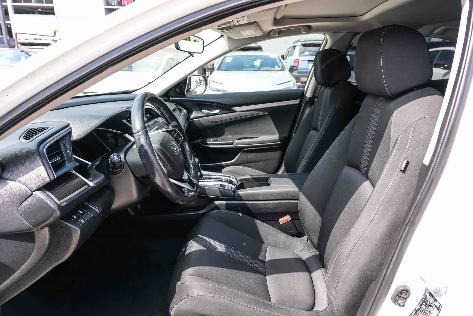 Thumbnail: 2019 Honda Civic - 17