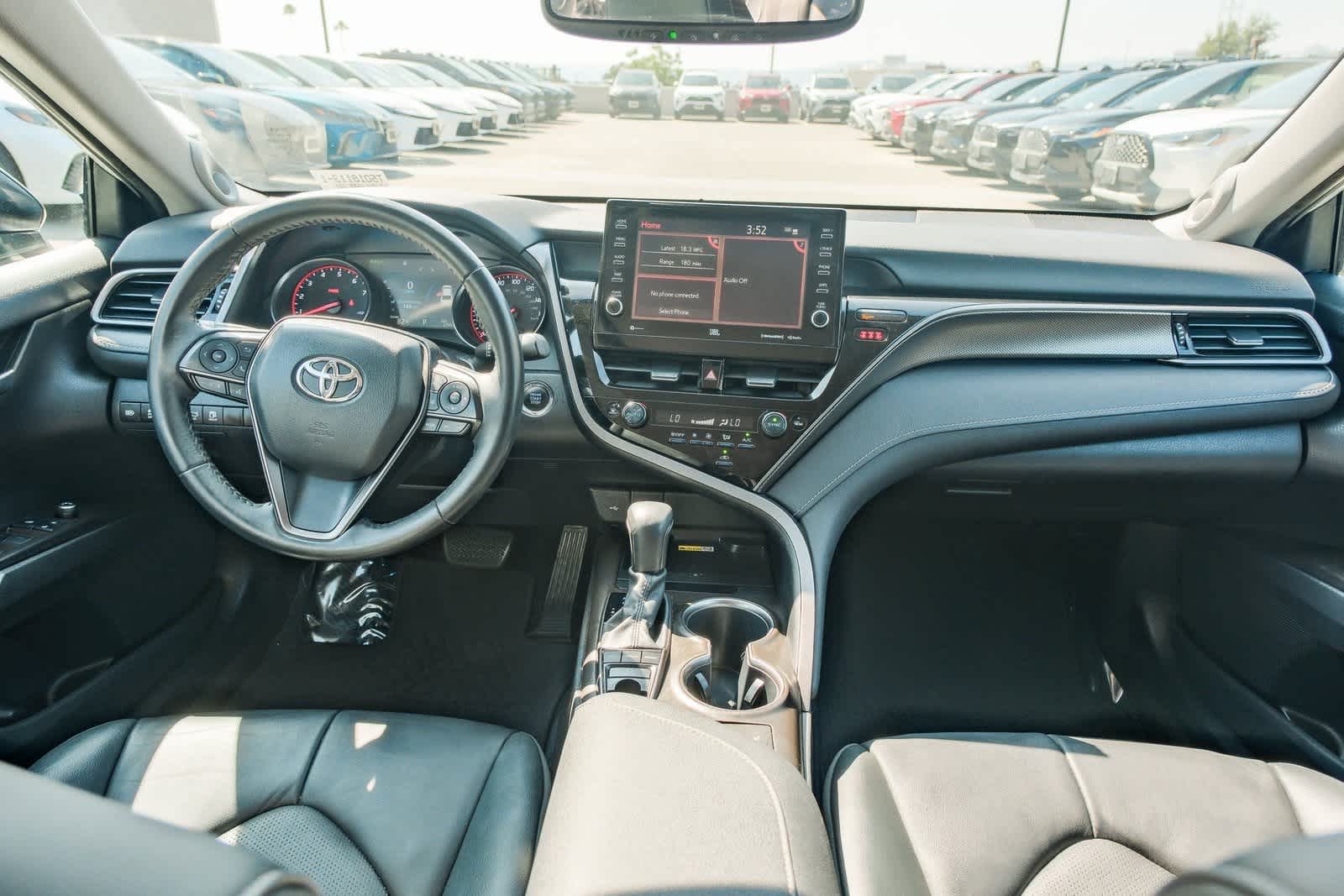 Thumbnail: 2022 Toyota Camry - 12