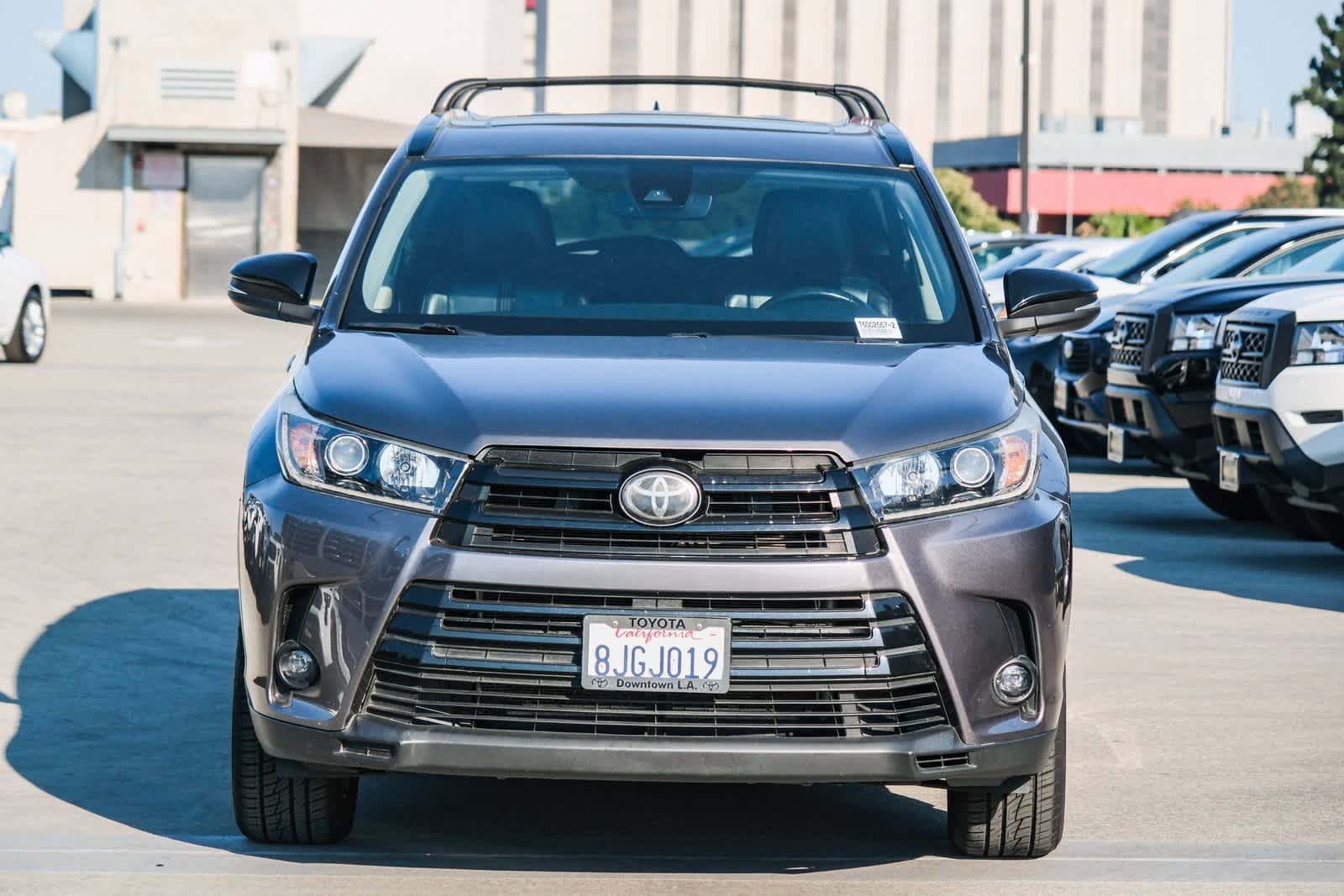 Thumbnail: 2019 Toyota Highlander - 2