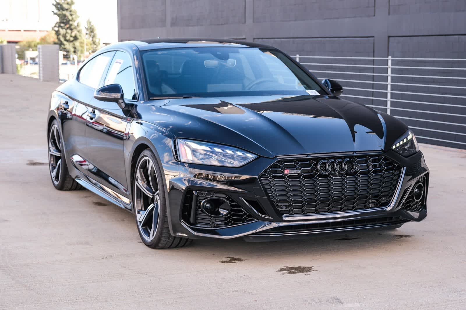 Thumbnail: 2025 Audi RS 5 - 3