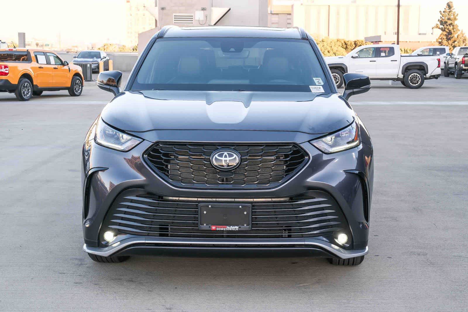 Thumbnail: 2025 Toyota Highlander - 2
