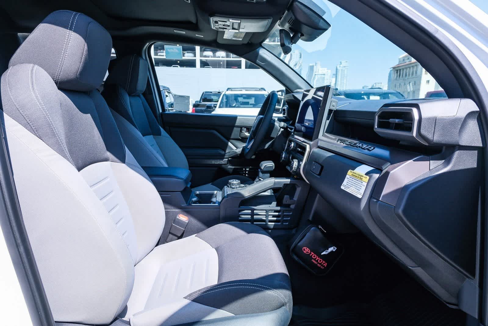 Thumbnail: 2025 Toyota Tacoma - 18