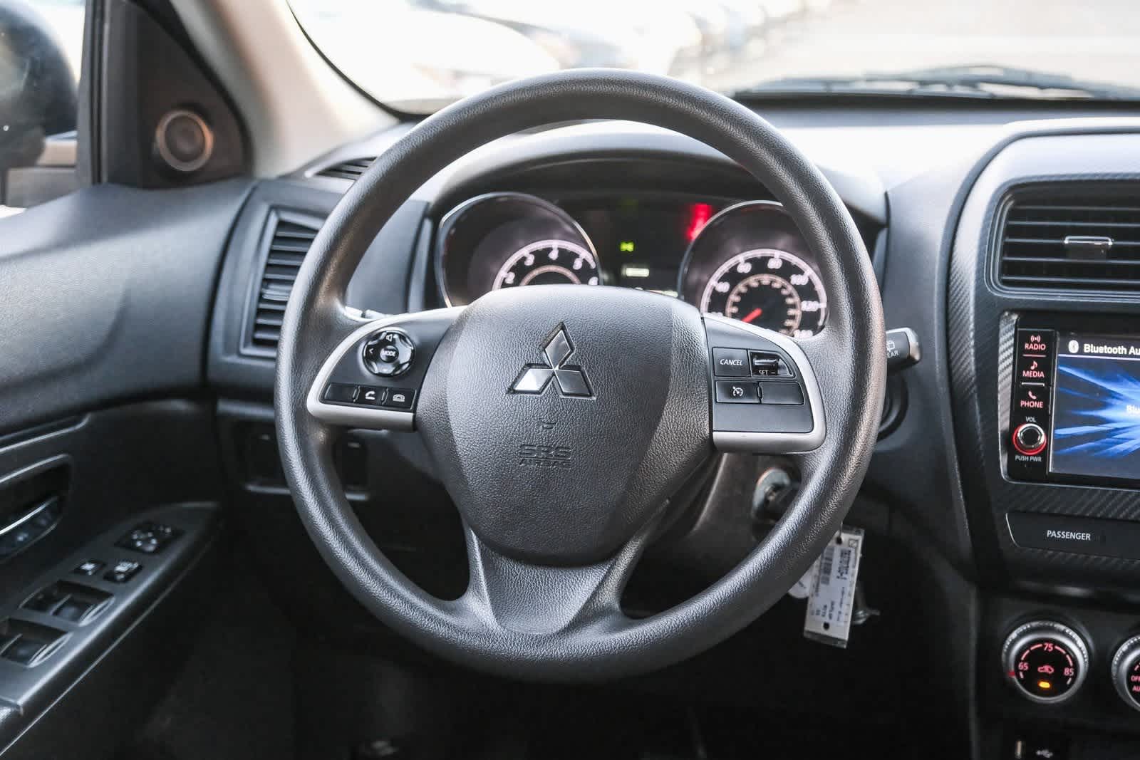 Thumbnail: 2023 Mitsubishi Outlander Sport - 19