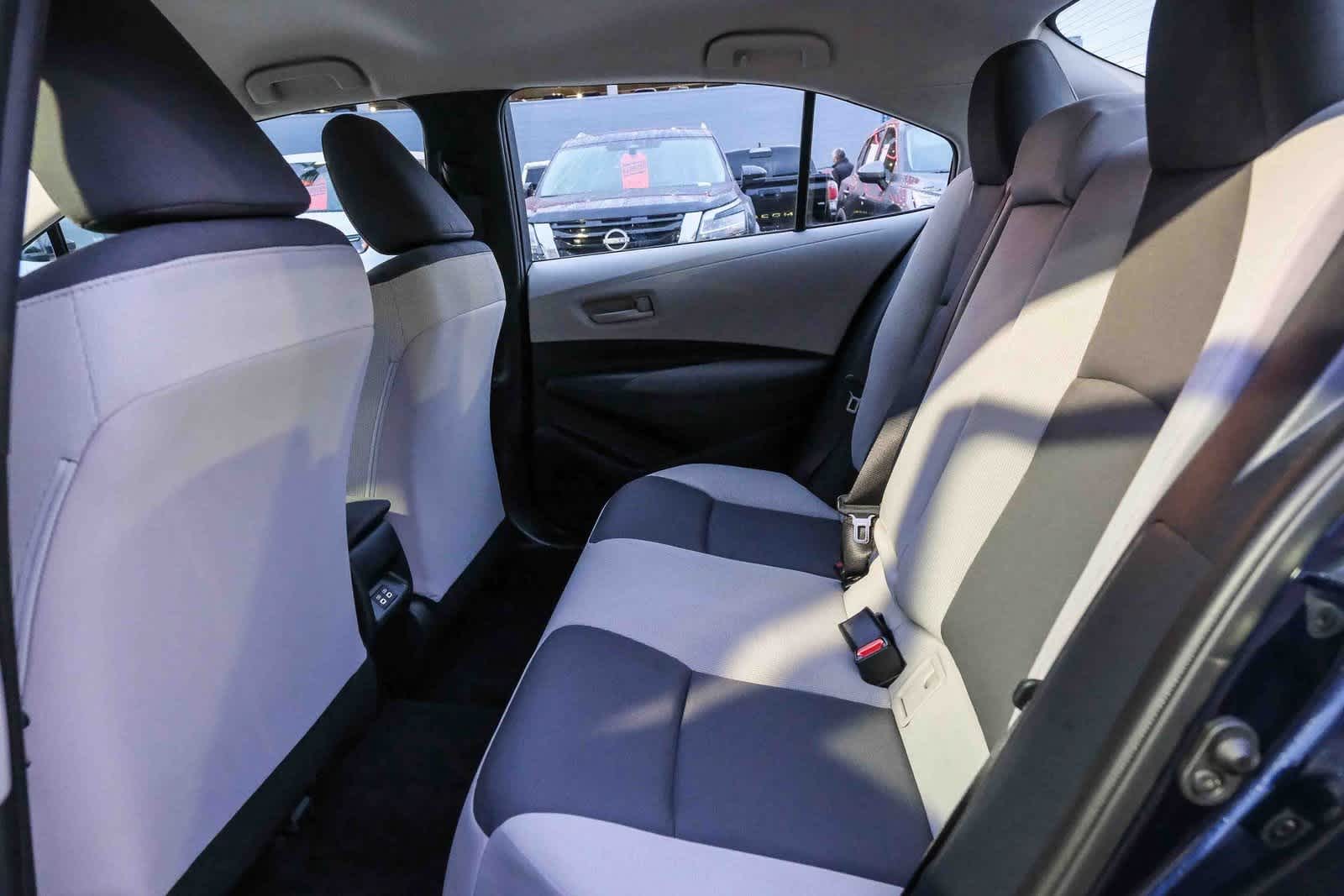 Thumbnail: 2025 Toyota Corolla - 18