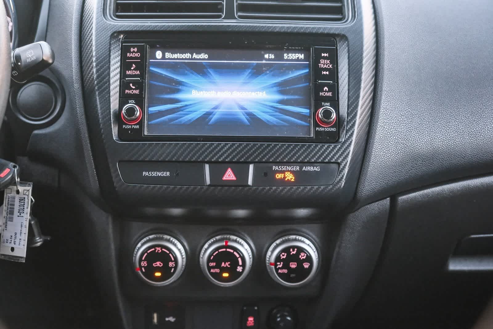 Thumbnail: 2023 Mitsubishi Outlander Sport - 16