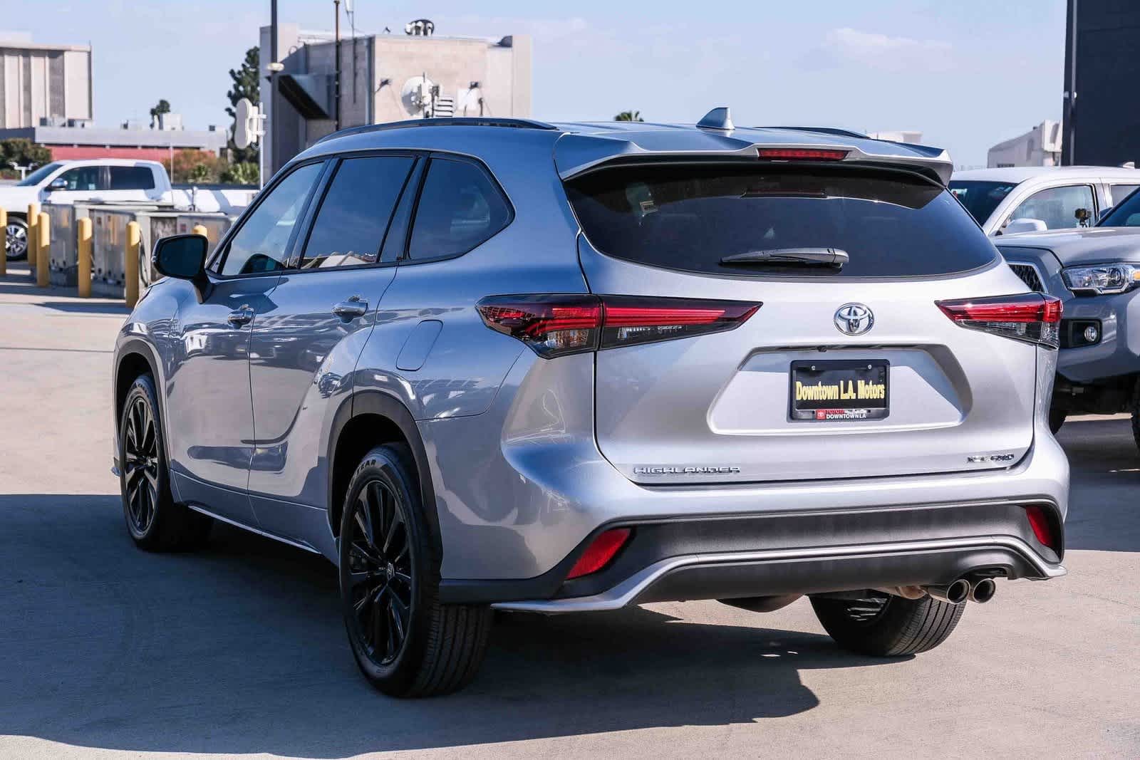 Thumbnail: 2025 Toyota Highlander - 6