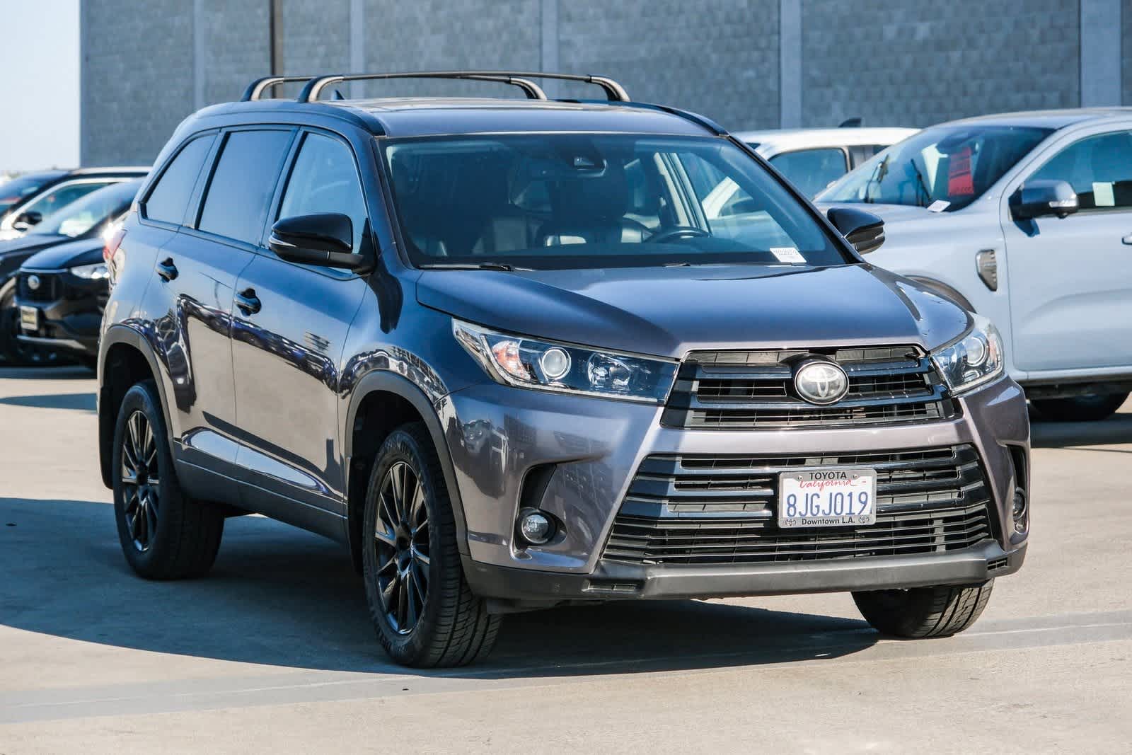 Thumbnail: 2019 Toyota Highlander - 3