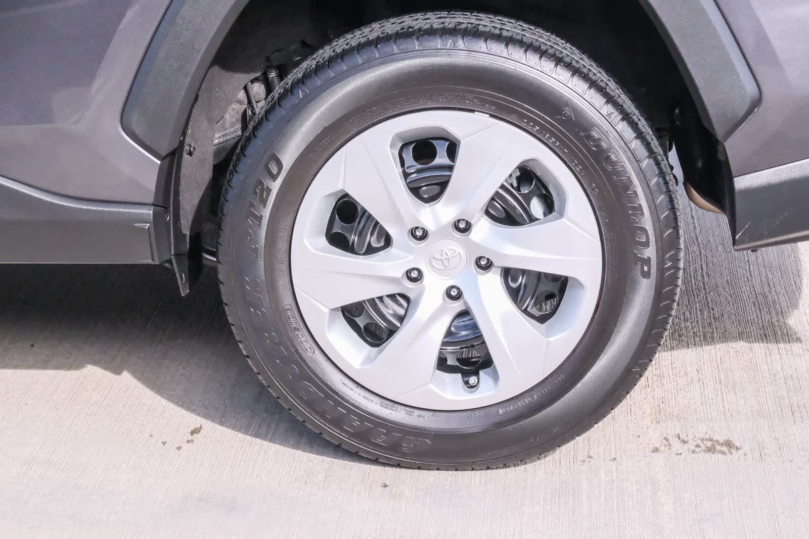 Thumbnail: 2023 Toyota RAV4 - 9