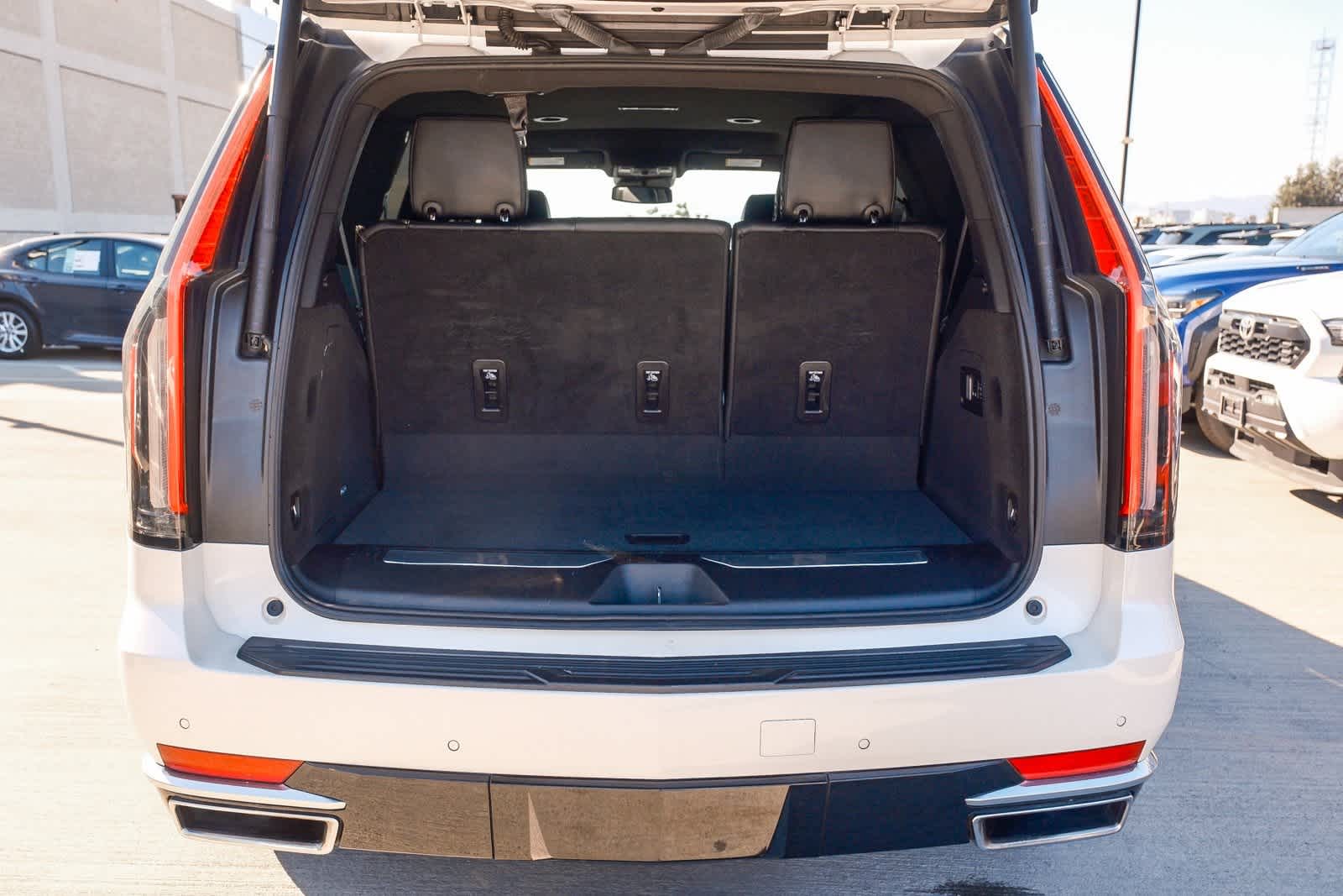 Thumbnail: 2023 Cadillac Escalade - 26