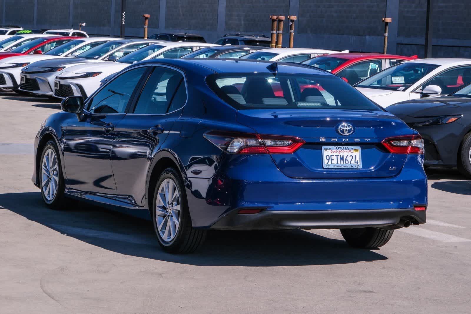 Thumbnail: 2023 Toyota Camry - 6