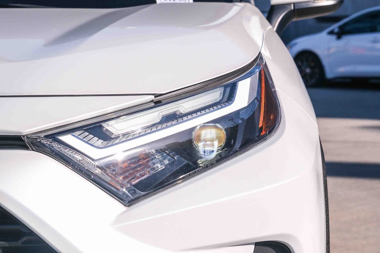 Thumbnail: 2023 Toyota RAV4 - 11