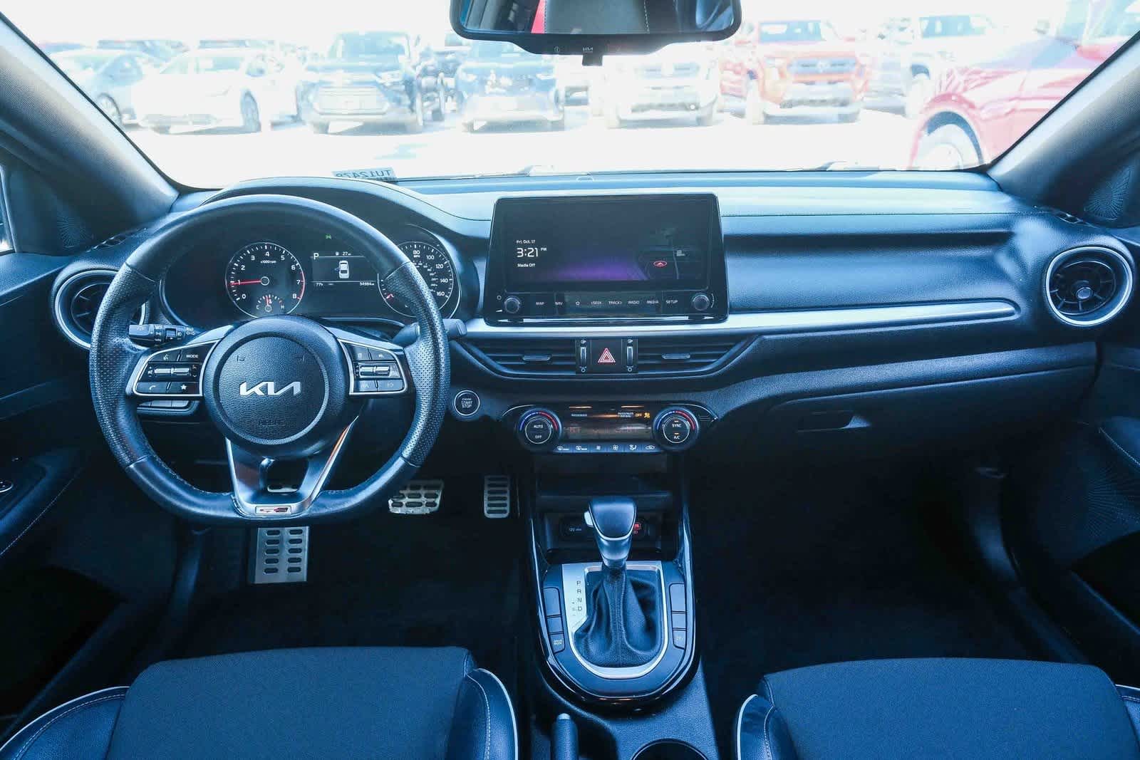 Thumbnail: 2023 Kia Forte - 13