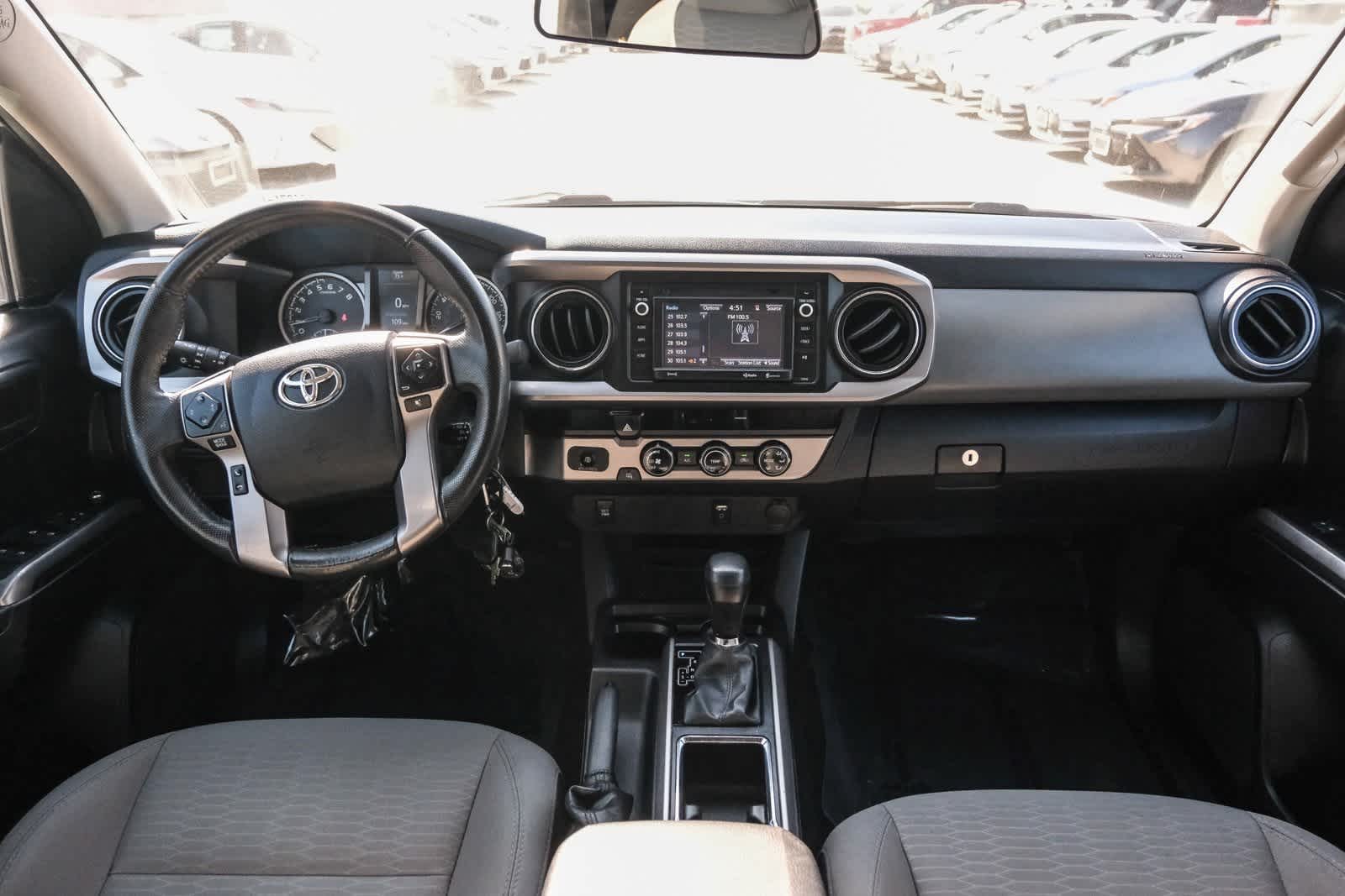 Thumbnail: 2017 Toyota Tacoma - 12
