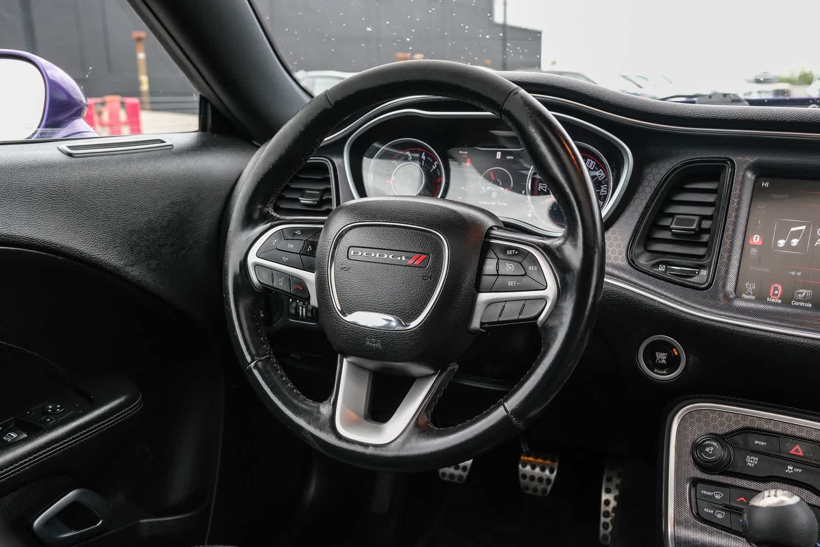 Thumbnail: 2016 Dodge Challenger - 14