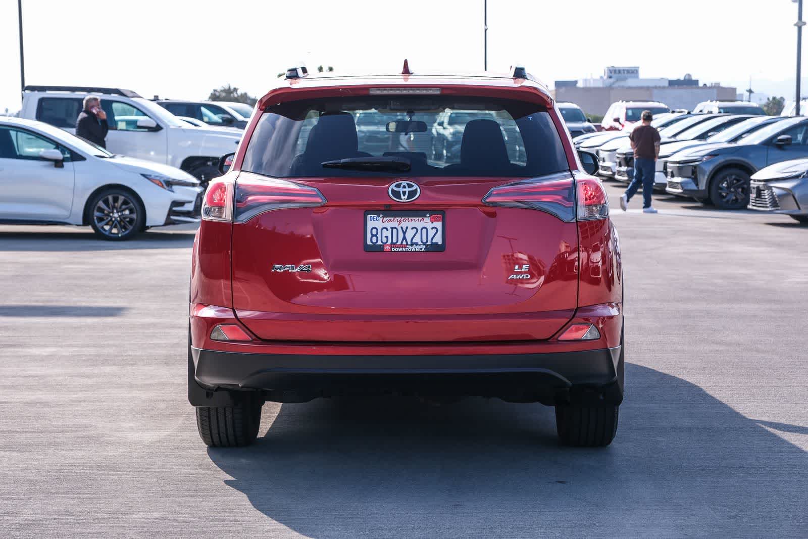 Thumbnail: 2016 Toyota RAV4 - 5