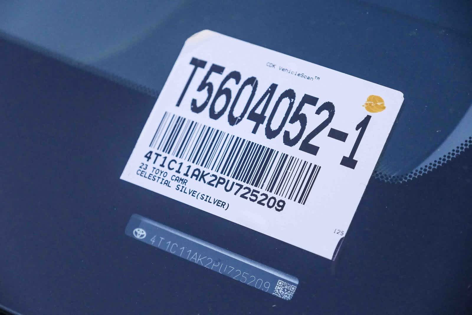 Thumbnail: 2023 Toyota Camry - 30