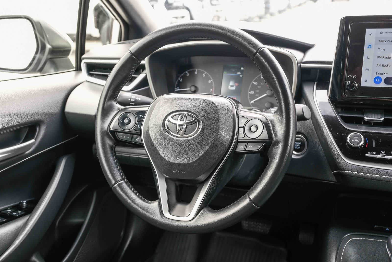 Thumbnail: 2025 Toyota Corolla - 16