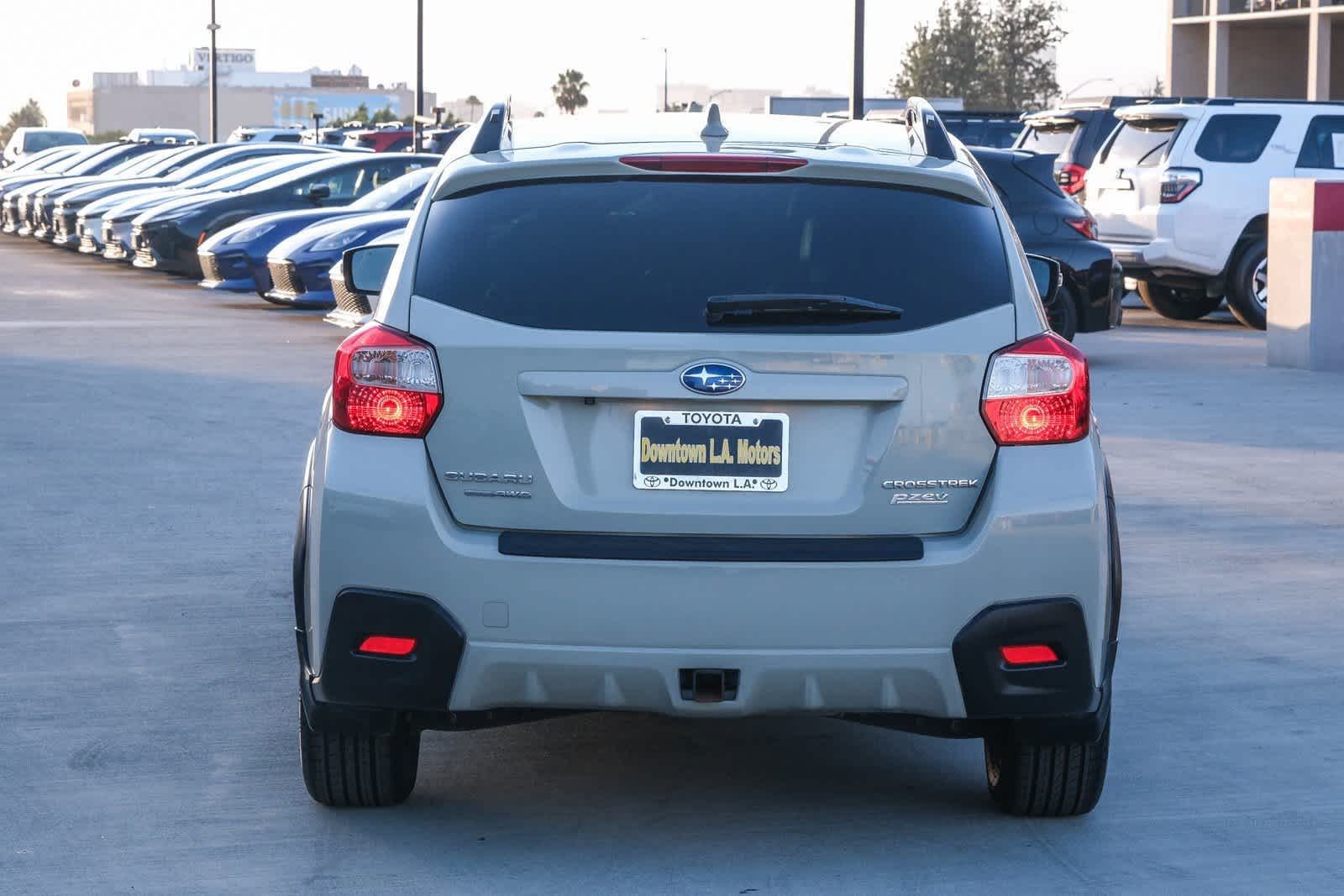Thumbnail: 2017 Subaru Crosstrek - 5