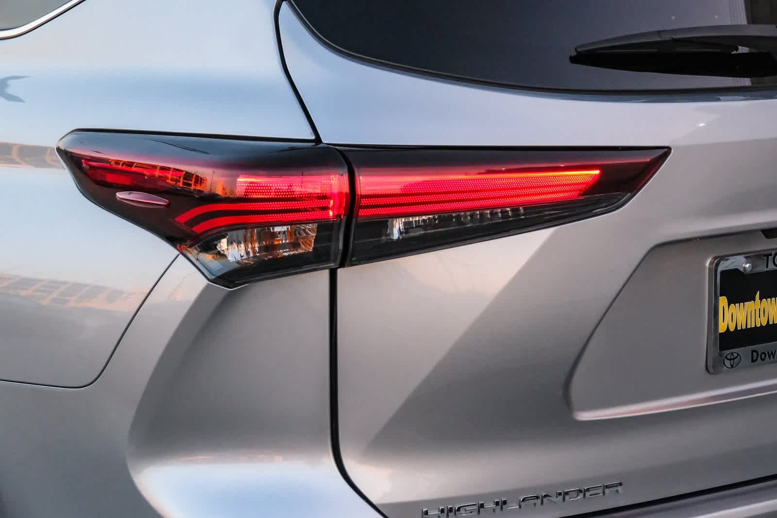 Thumbnail: 2024 Toyota Highlander - 7