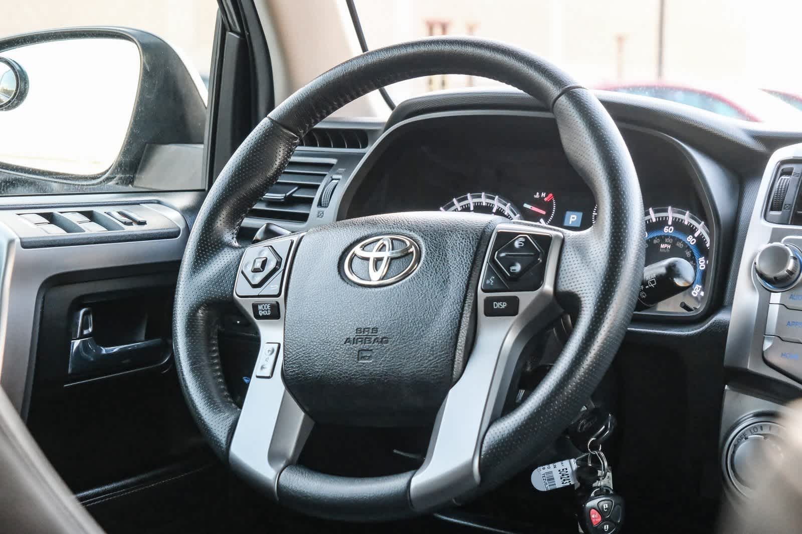 Thumbnail: 2019 Toyota 4Runner - 17
