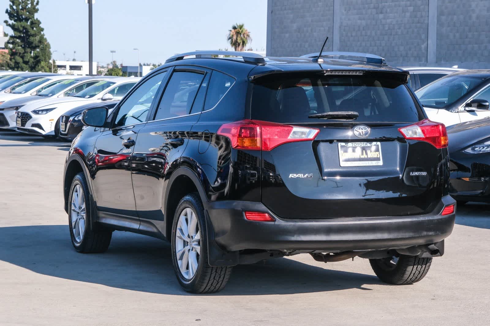 Thumbnail: 2014 Toyota RAV4 - 6