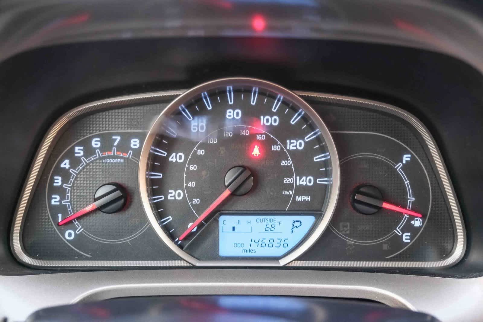 Thumbnail: 2015 Toyota RAV4 - 23