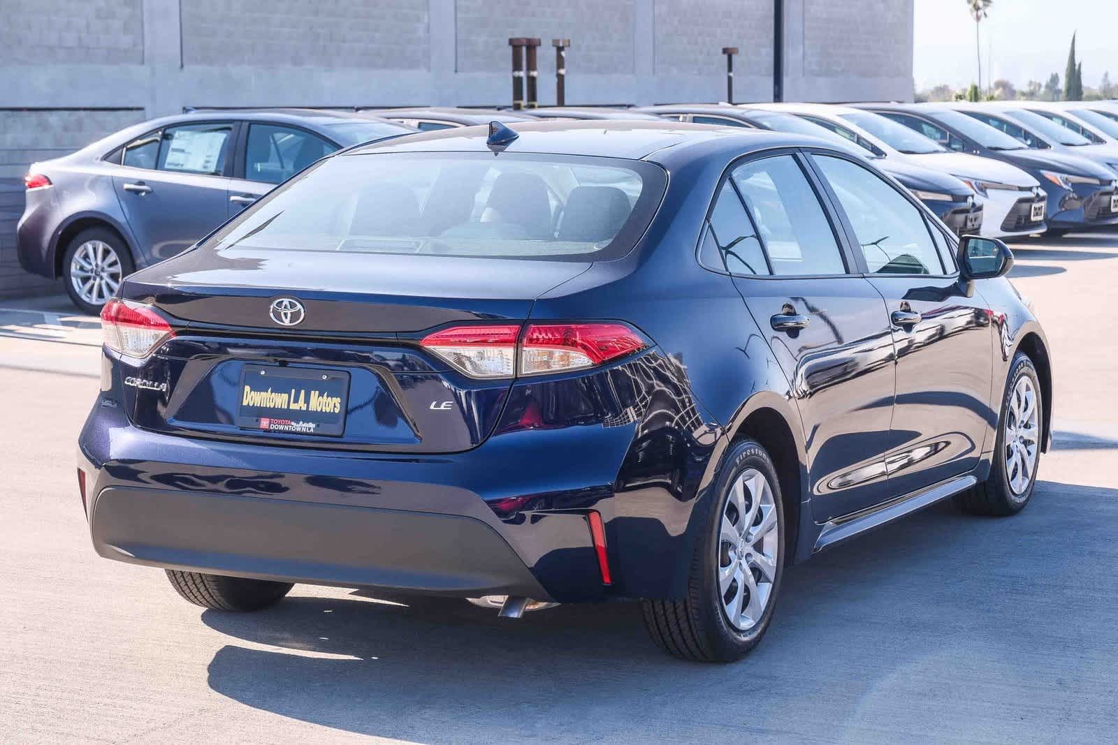 Thumbnail: 2025 Toyota Corolla - 4