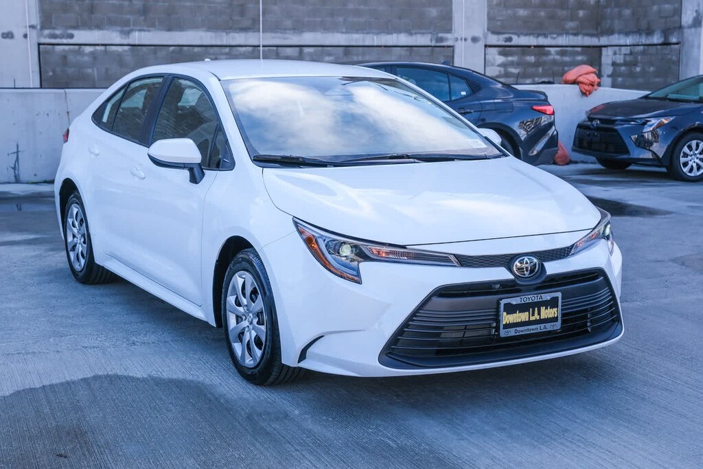 Certified 2025 Toyota Corolla LE Sedan