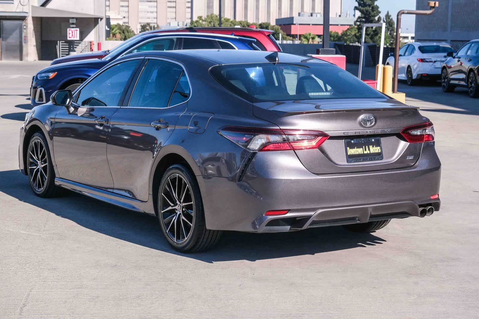 Thumbnail: 2022 Toyota Camry - 6