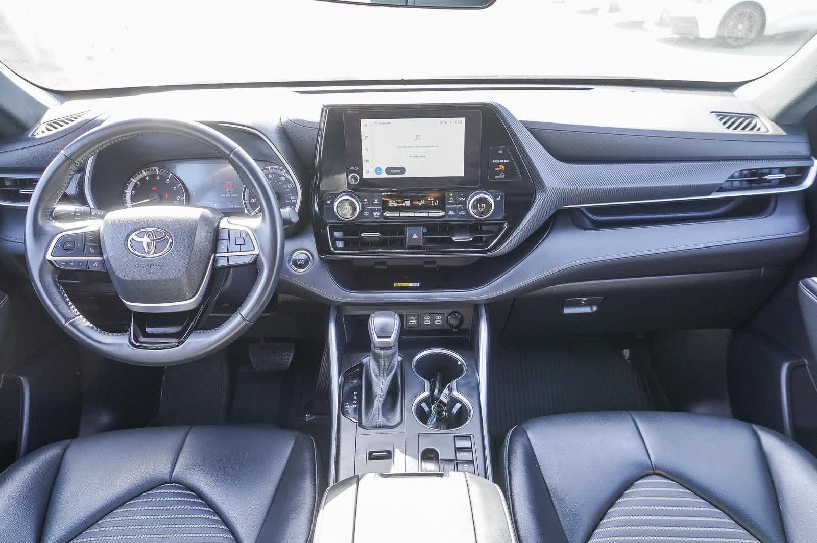 2023 Toyota Highlander XSE 13