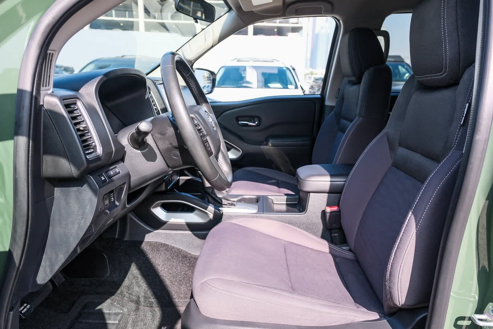 Thumbnail: 2023 Nissan Frontier - 20