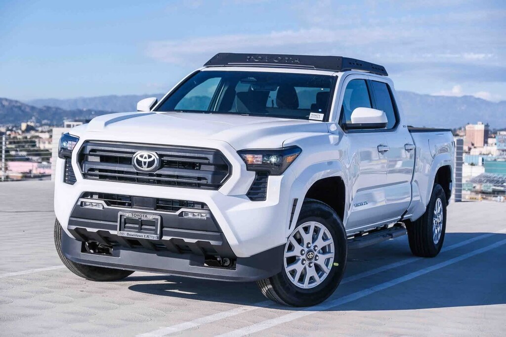 New 2025 Toyota Tacoma SR5 Truck Double Cab
