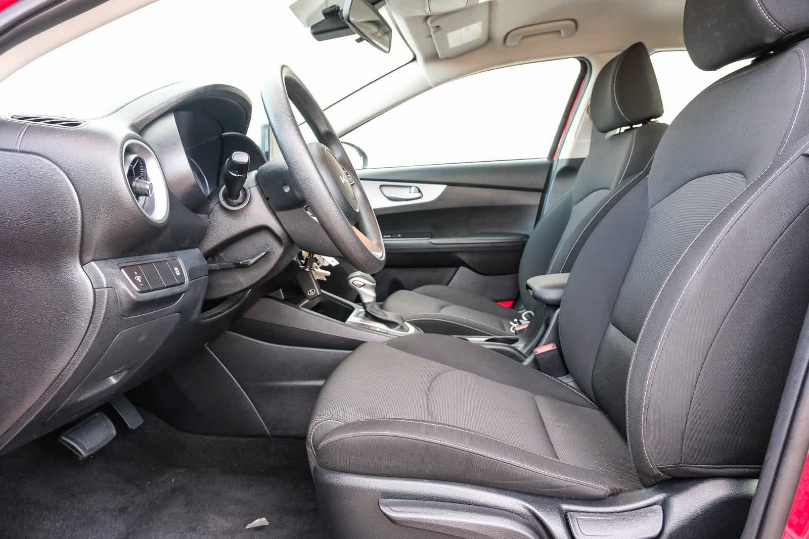 Thumbnail: 2024 Kia Forte - 19