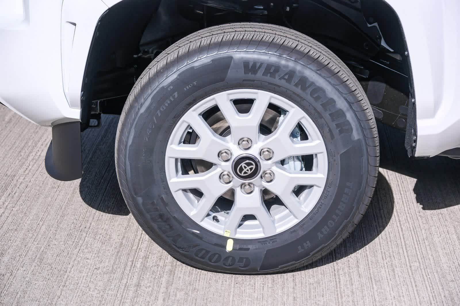 Thumbnail: 2025 Toyota Tacoma - 10