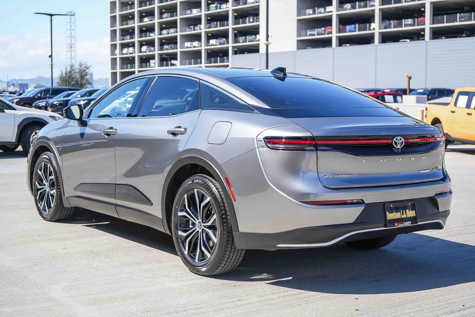 Thumbnail: 2026 Toyota Crown - 8