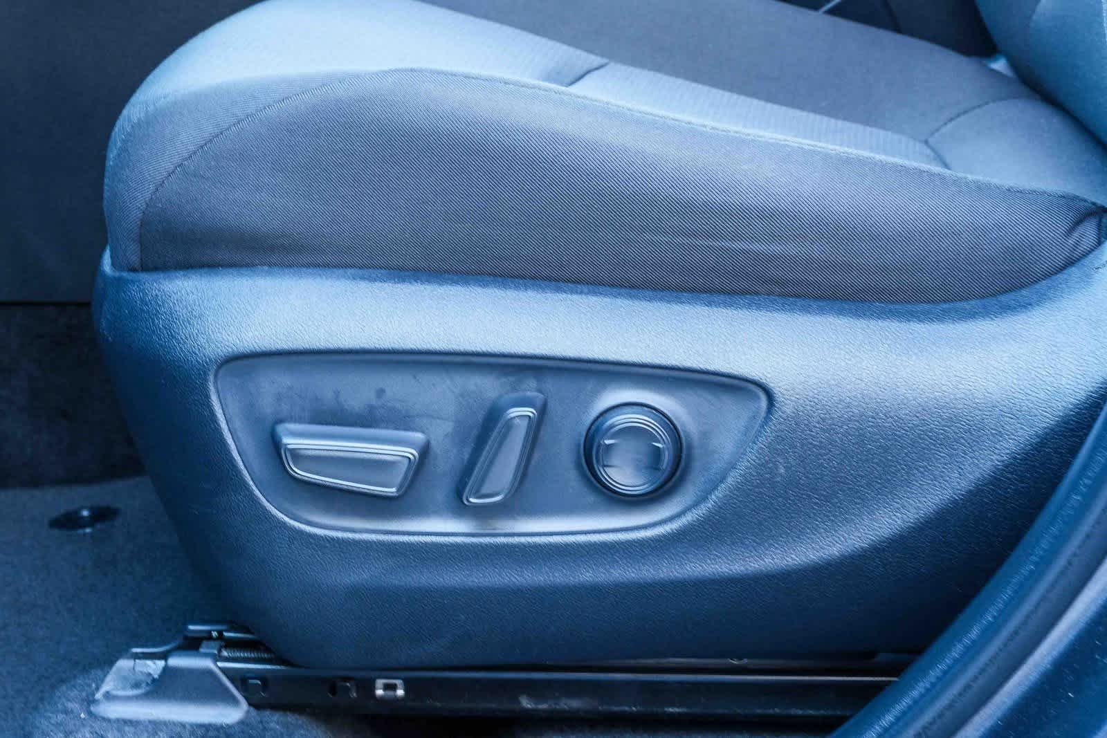 Thumbnail: 2024 Toyota RAV4 - 24