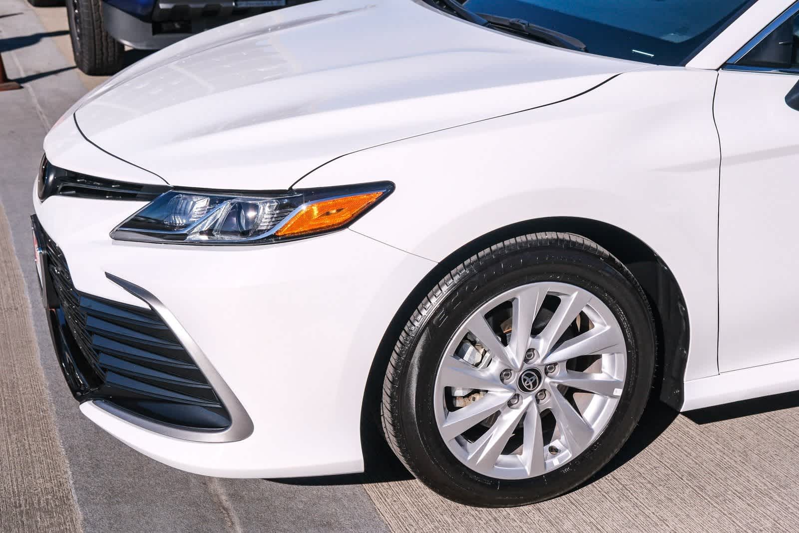 Thumbnail: 2024 Toyota Camry - 12