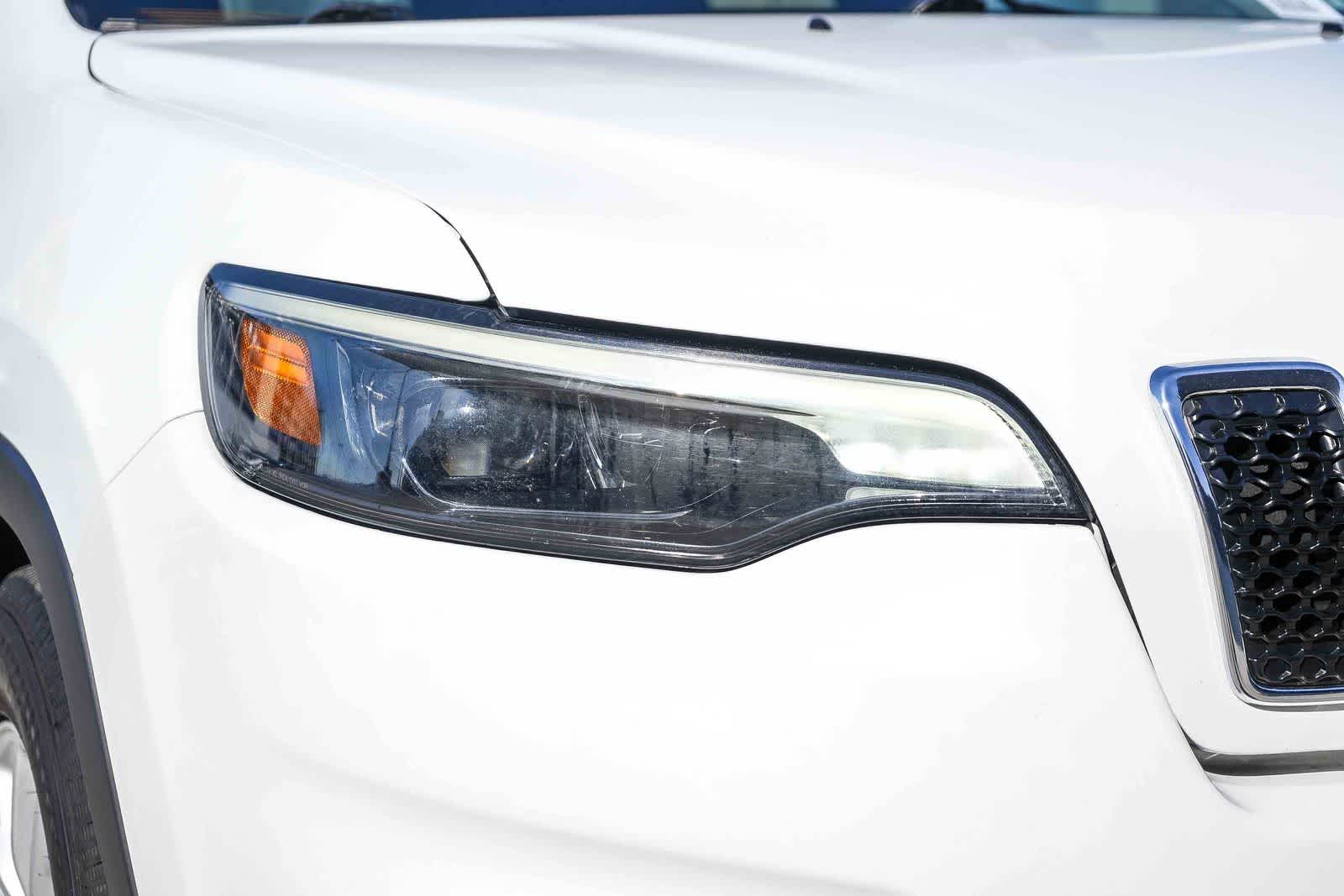 Thumbnail: 2022 Jeep Cherokee - 4