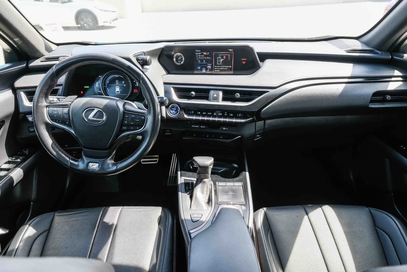 Thumbnail: 2020 Lexus UX - 13