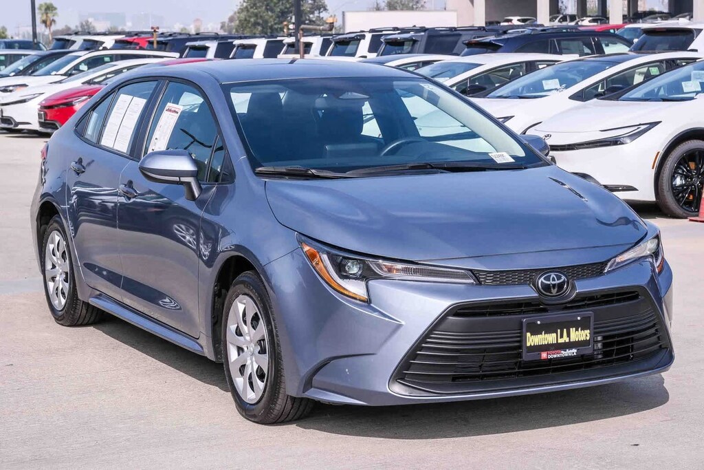 Certified 2025 Toyota Corolla LE Sedan