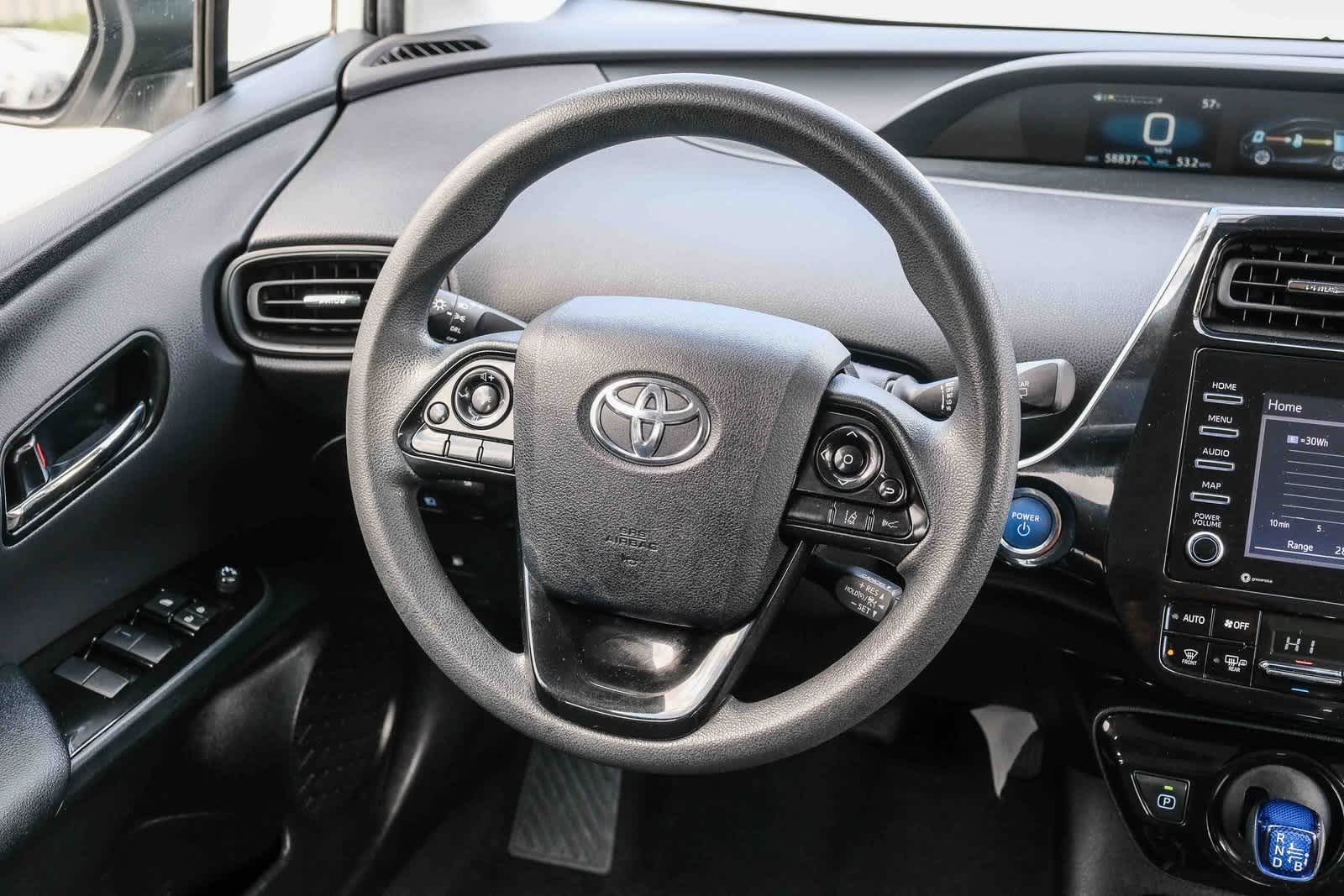 Thumbnail: 2021 Toyota Prius - 17