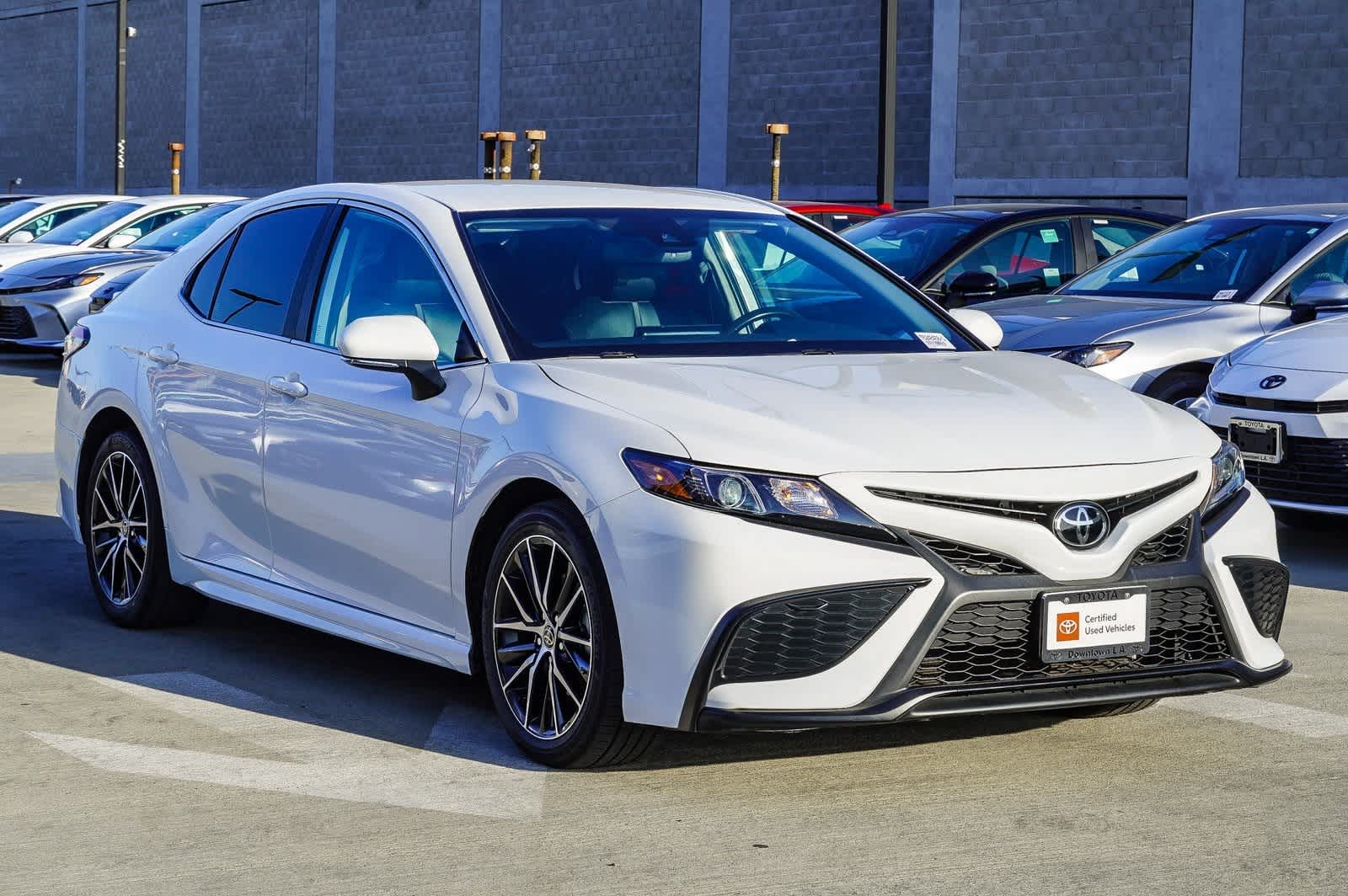 Thumbnail: 2023 Toyota Camry - 3