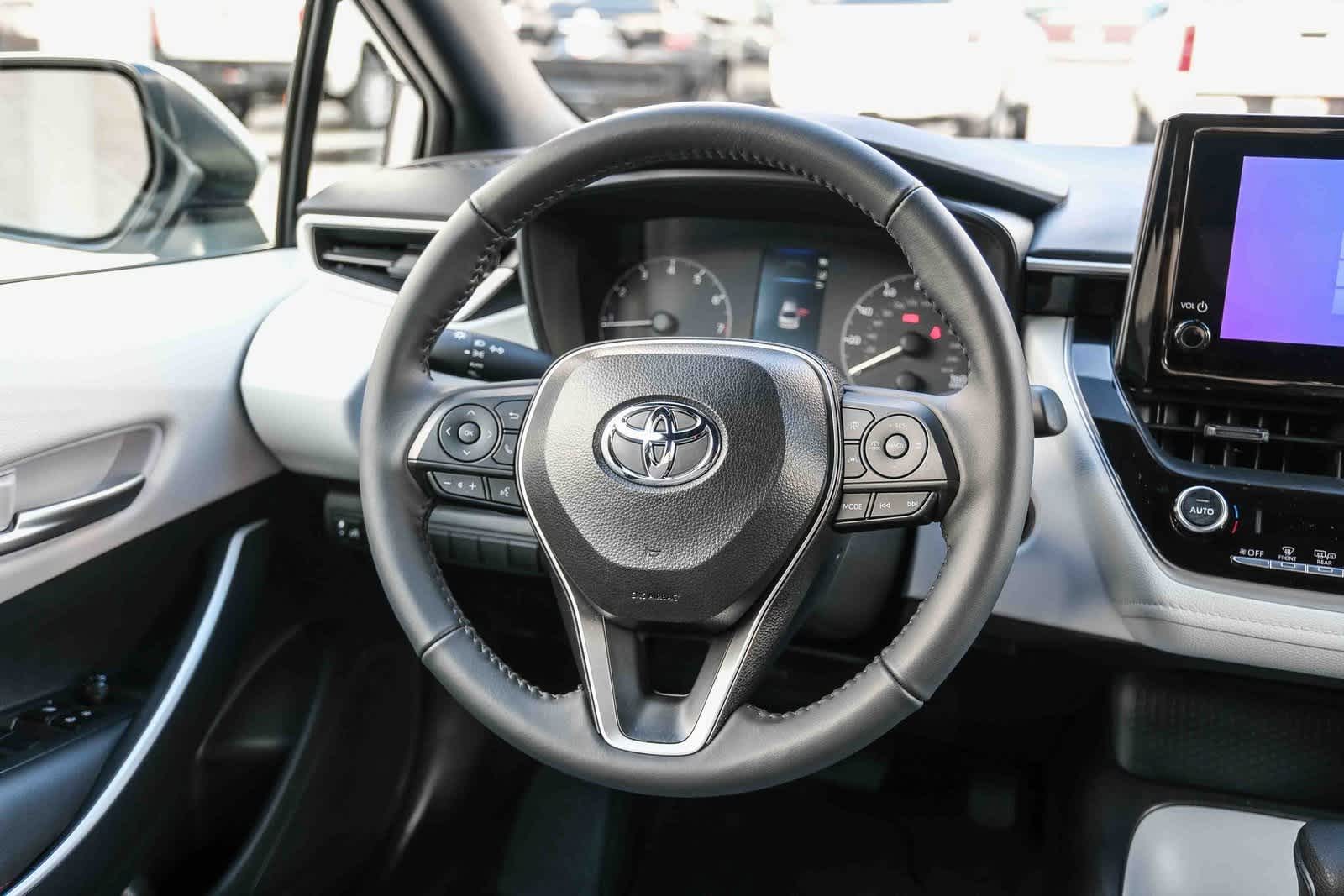 Thumbnail: 2025 Toyota Corolla - 16