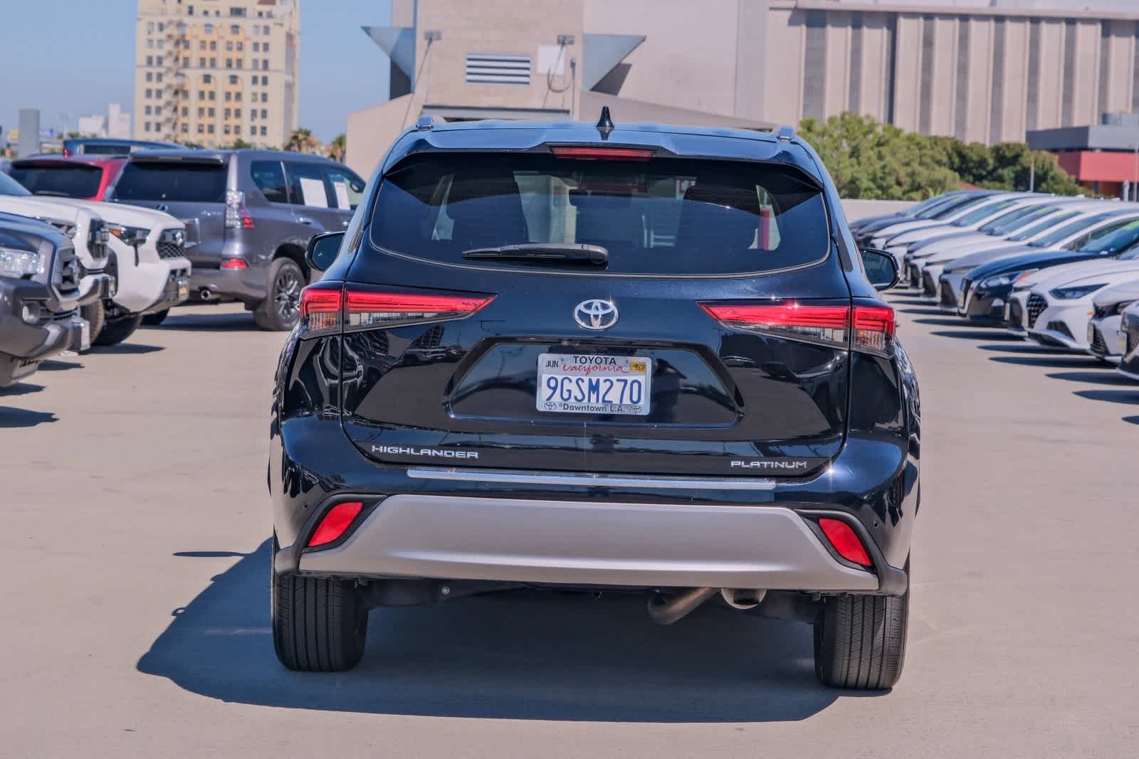 Thumbnail: 2023 Toyota Highlander - 5