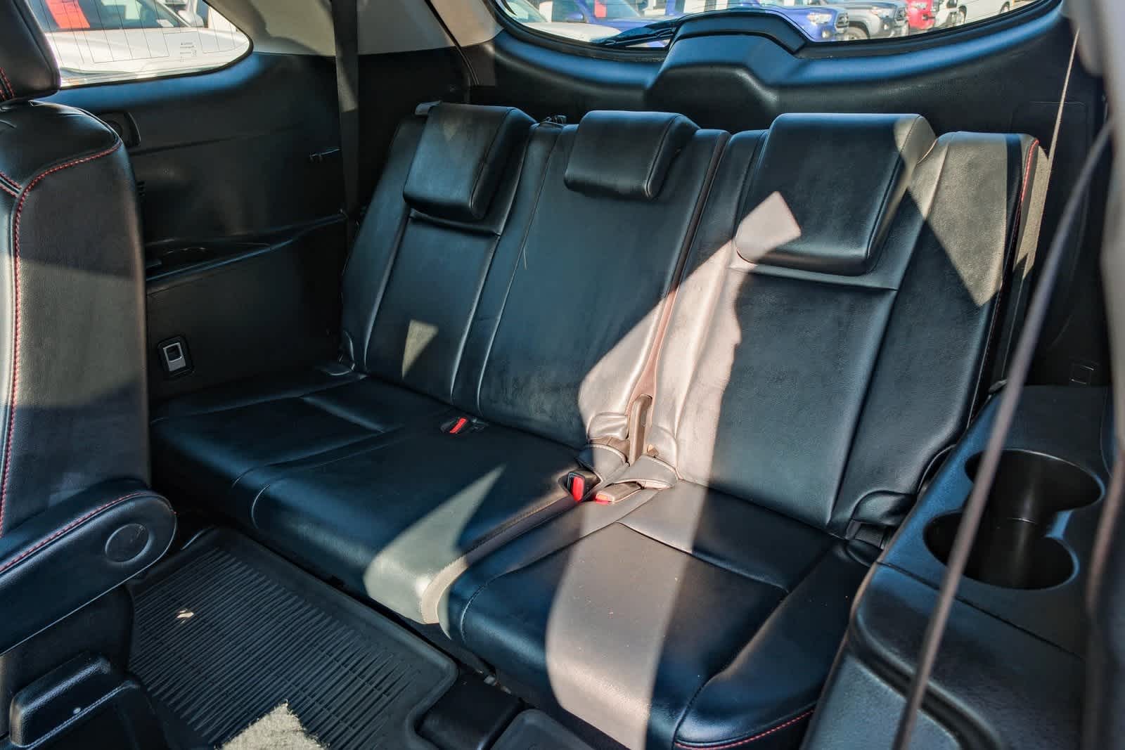 Thumbnail: 2019 Toyota Highlander - 20