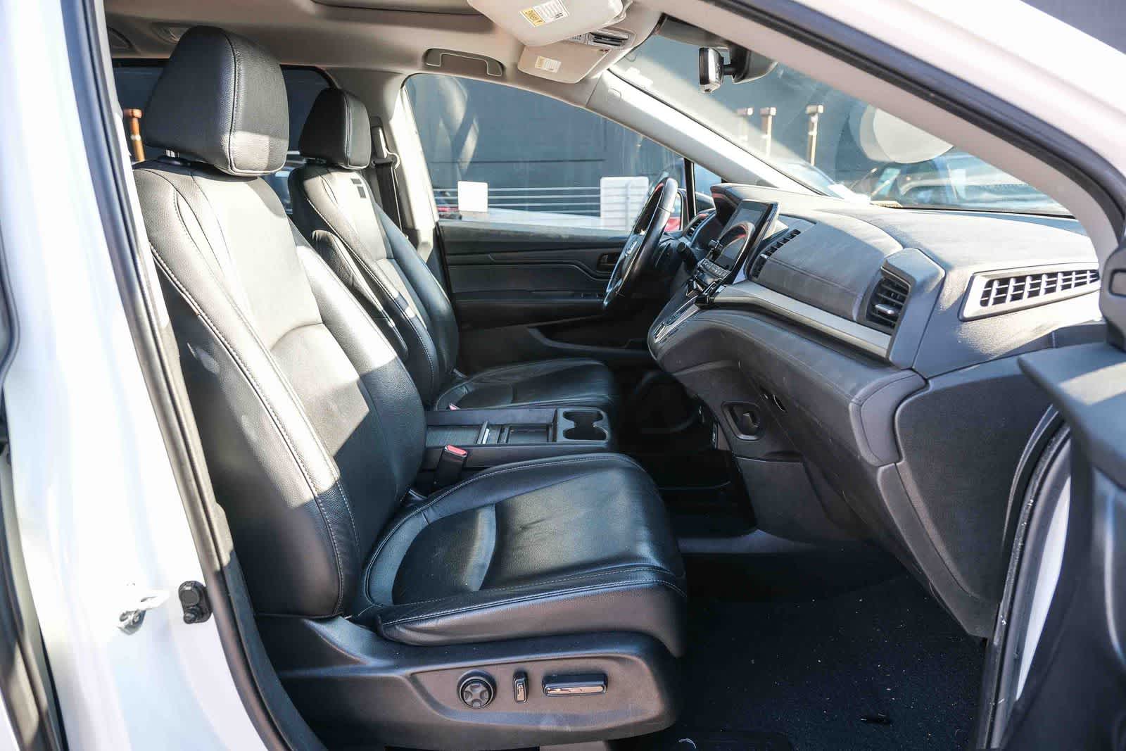 Thumbnail: 2022 Honda Odyssey - 17