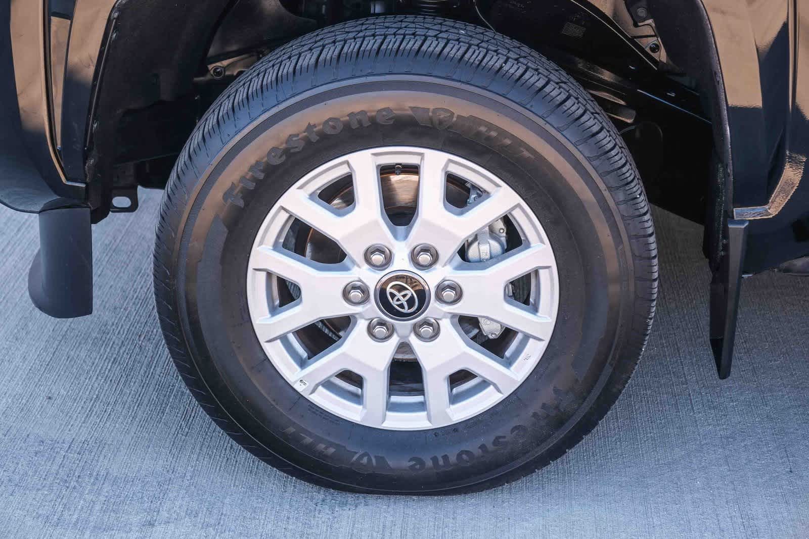 Thumbnail: 2024 Toyota Tacoma - 10