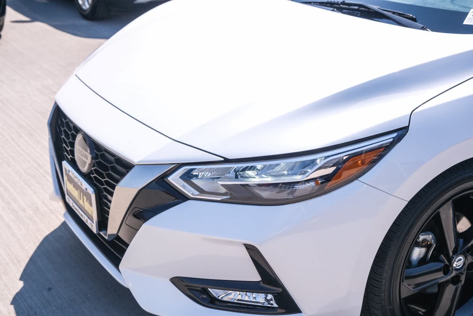 Thumbnail: 2021 Nissan Sentra - 11