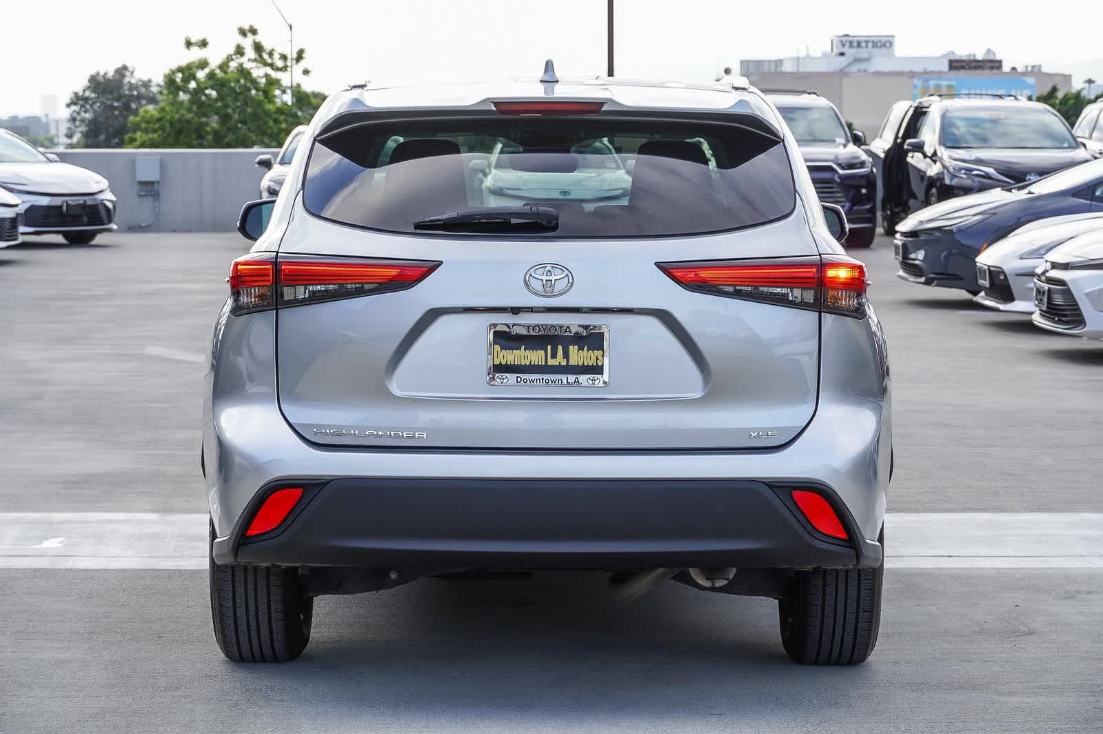 2022 Toyota Highlander XLE 5